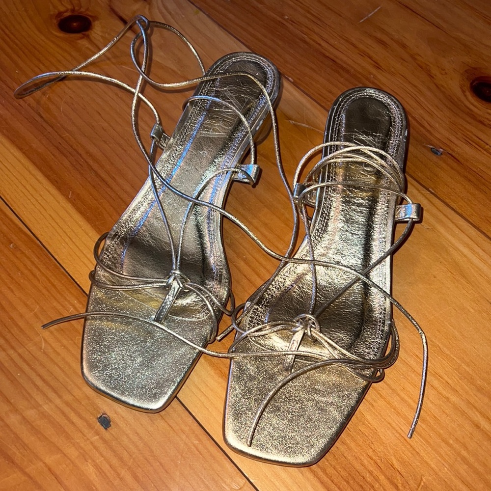 Zara Gold metallic sandals never worn